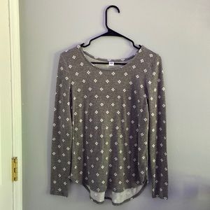 Grey Long Sleeve T-Shirt with pattern